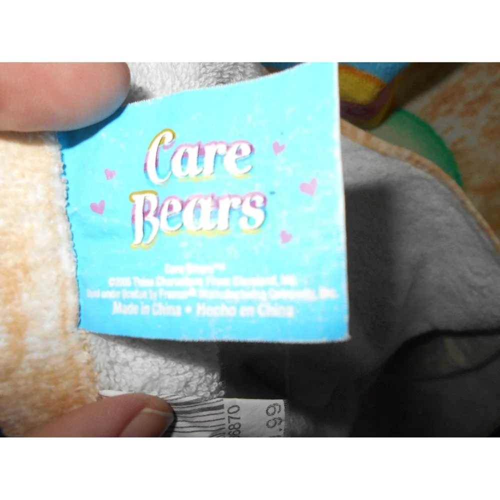 Vintage 2003 Care Bears Beach Pool Towel 100% Cotton 56in x 27in Rainbow Hearts